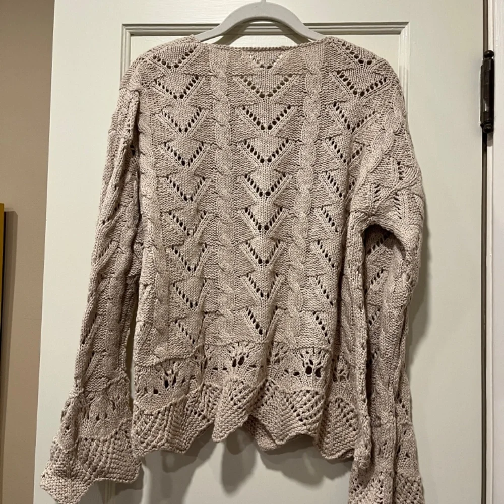 Sundance Sweater NWT - Picture 2 of 6